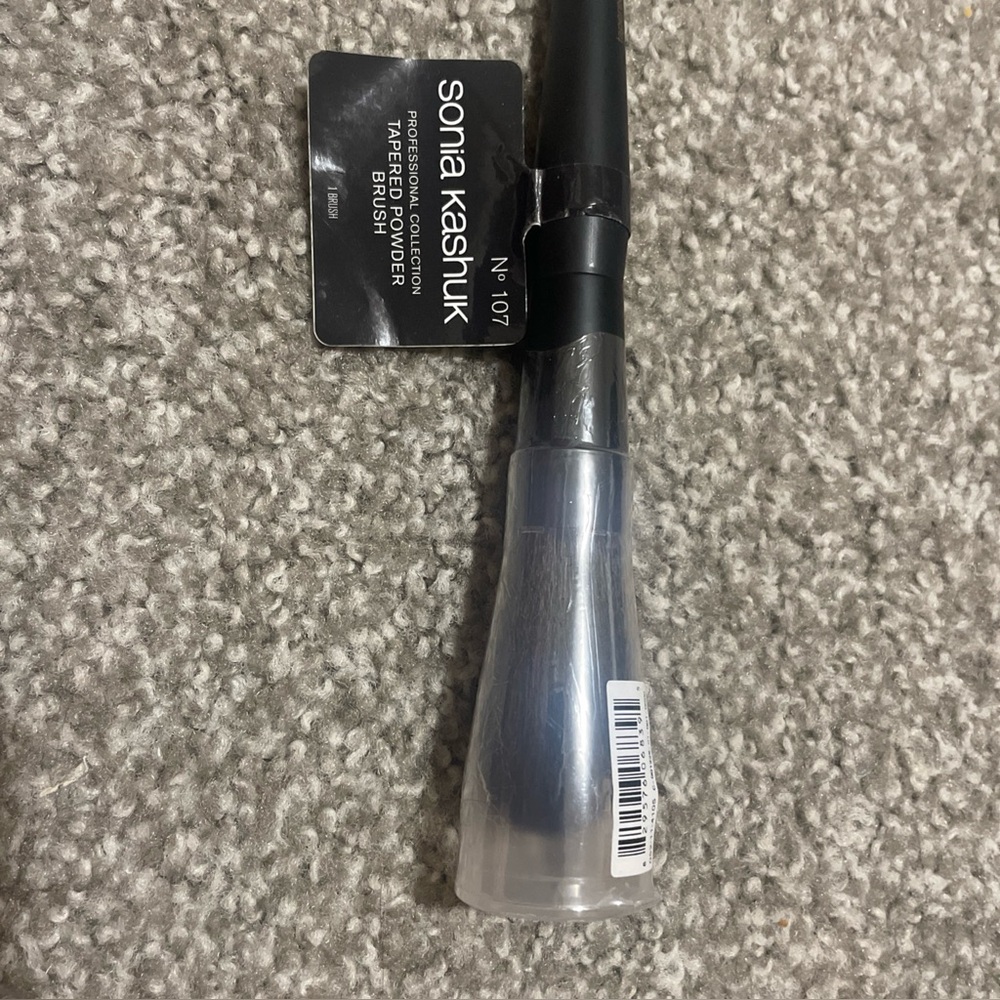 Sonia Kashuk Black Tapered Powder Brush with Clear Cap